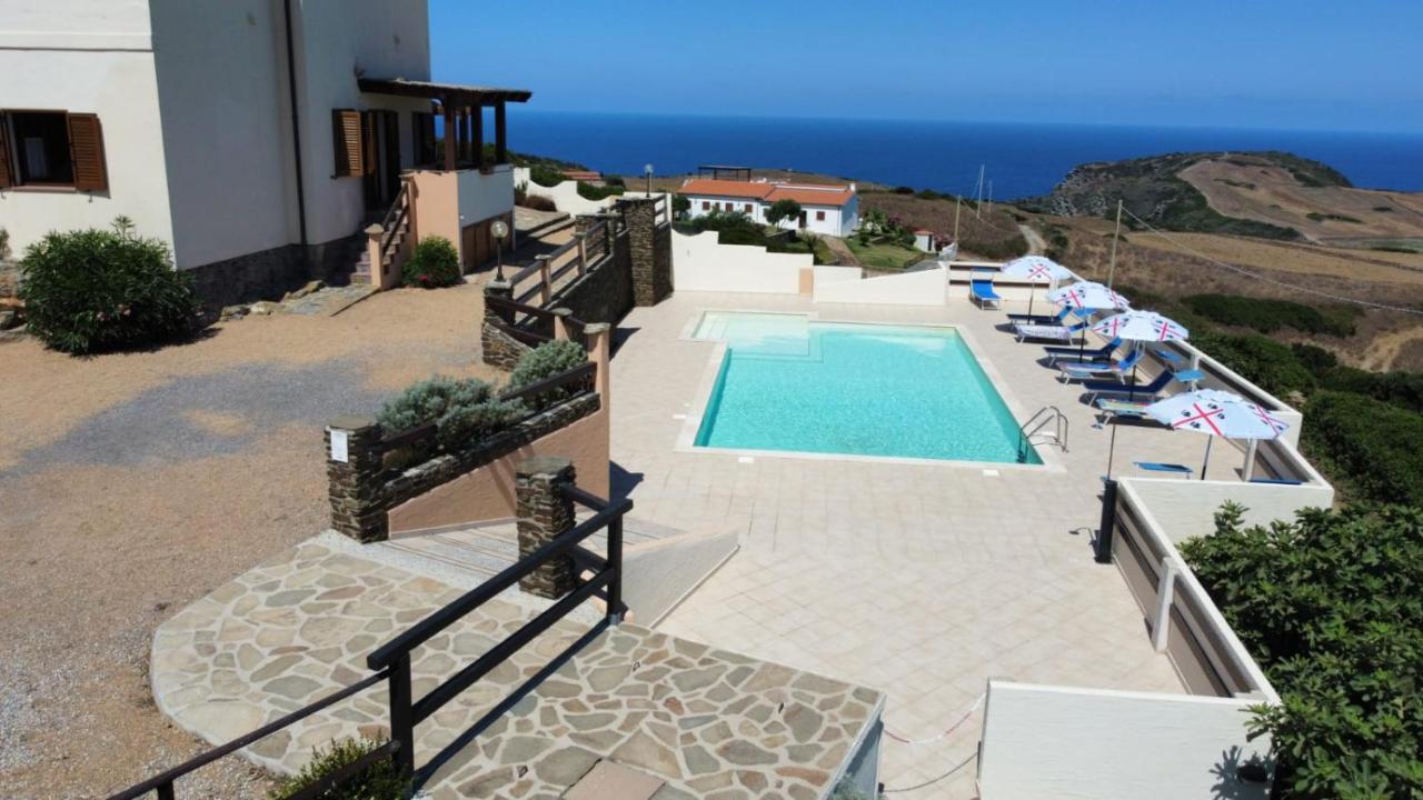 Agriturismo Finagliosu Palmadula Buitenkant foto