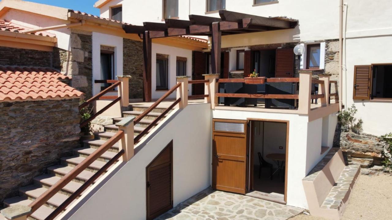Agriturismo Finagliosu Palmadula Buitenkant foto