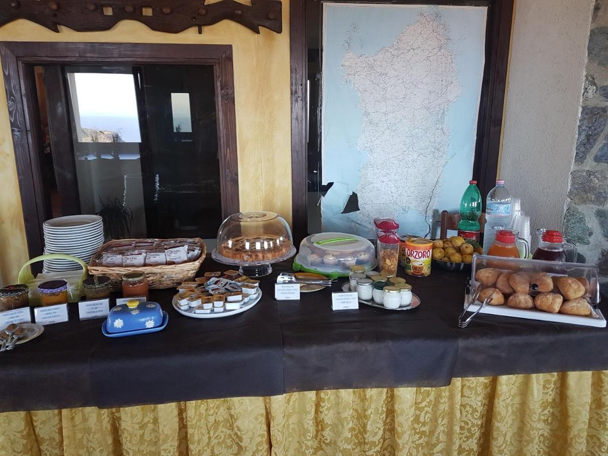 Agriturismo Finagliosu Palmadula Buitenkant foto