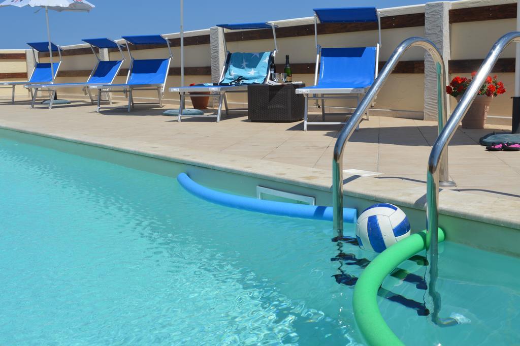 Agriturismo Finagliosu Palmadula Buitenkant foto