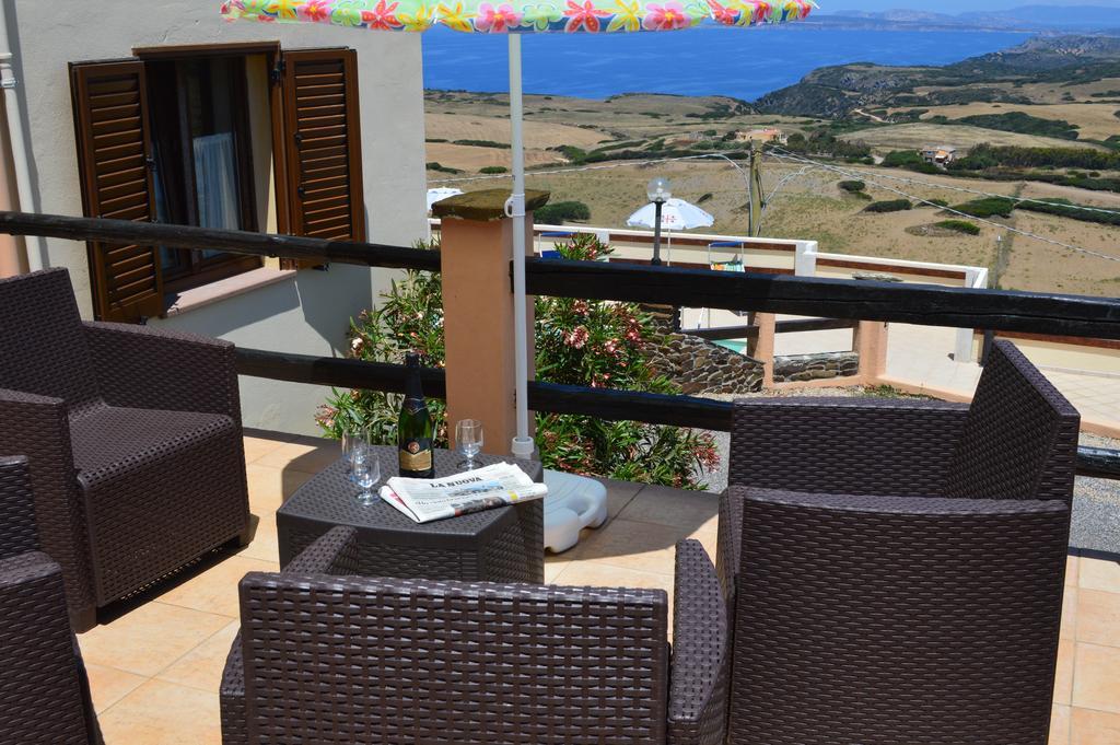 Agriturismo Finagliosu Palmadula Buitenkant foto