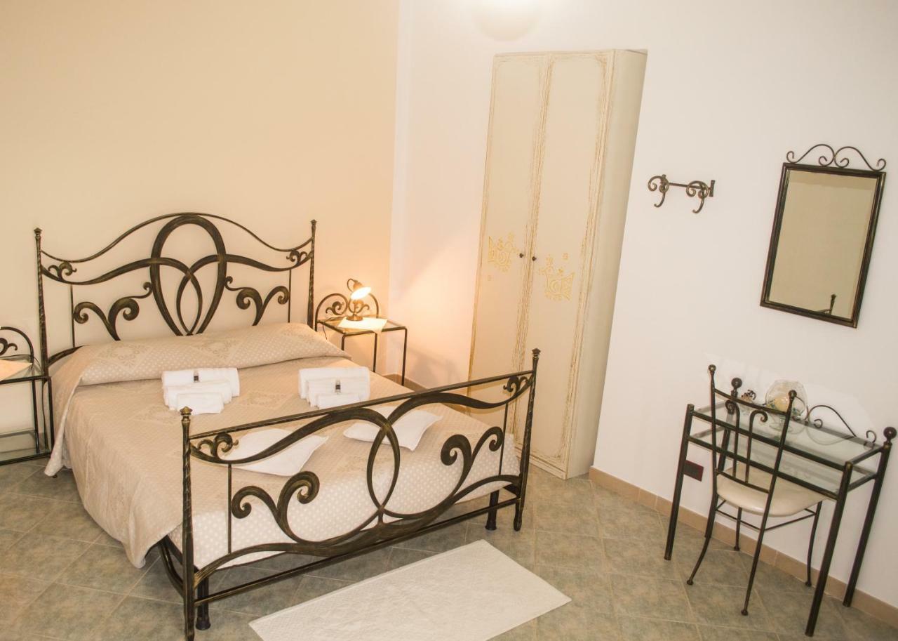 Agriturismo Finagliosu Palmadula Buitenkant foto