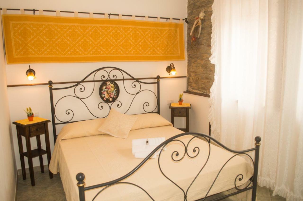 Agriturismo Finagliosu Palmadula Buitenkant foto